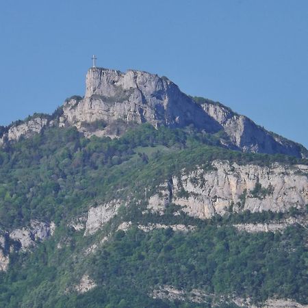 Superbe Appartement - Parking Gratuit - 4 Personnes Chambéry Eksteriør bilde